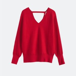 Chic Scarlet V-Back Sweater for Women: Pinque Lajara